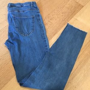 High-waisted Jeans